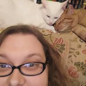 Meet your Posher, Caitlin